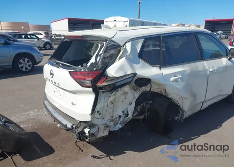 2021 Nissan Rogue Sv Fwd z USA, uszkodzony, nr VIN 5N1AT3BA7MC824760